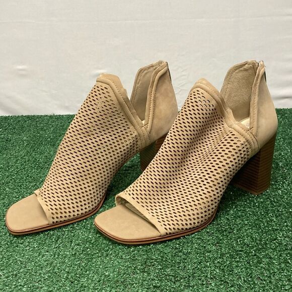 Vince Camuto Katnina heels women’s size 12 (OKPM-07-078) - Picture 1 of 11